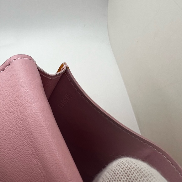 GUC Louis Vuitton Yellow Vernis Kenmore Crossbody - Picture 5 of 7